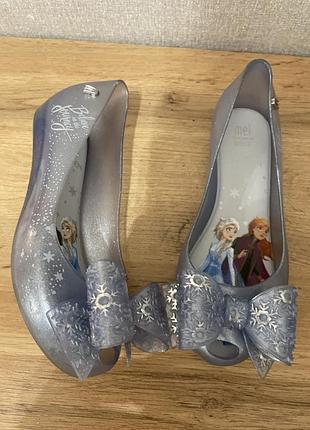 Туфельки для ельзи