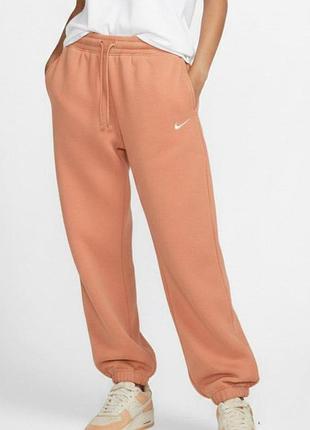 Спортивные штаны nike