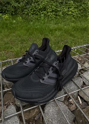 Оригінальні кросівки adidas ultraboost light w бігові адідас для бігу