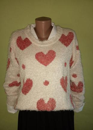 Пушистый свитер с сердечками молочного цвета 52,50р1 фото