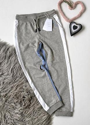 Брюки, спортивки с лампасами guess 7 лет