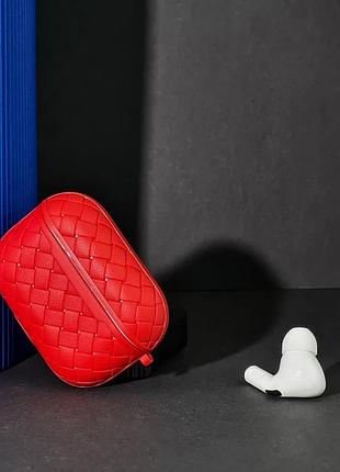 Чохол на apple airpods плетена шкіра. червоний cn-14