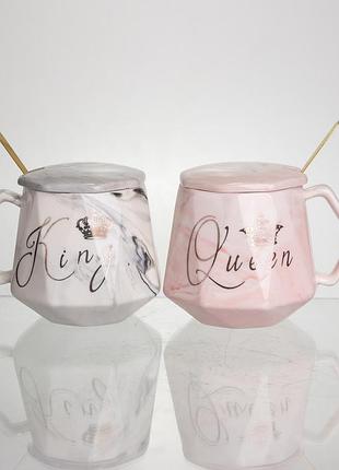 Набор парных фарфоровых чашек queen&king 2 (шт) по 400 (мл) чашки на подарок с крышкой и ложкой розовый с голубым fm-31