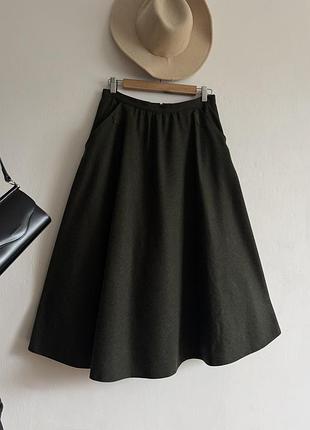 Вовняна спідниця