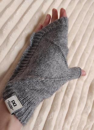 Мітенки сірі рукавички без пальців