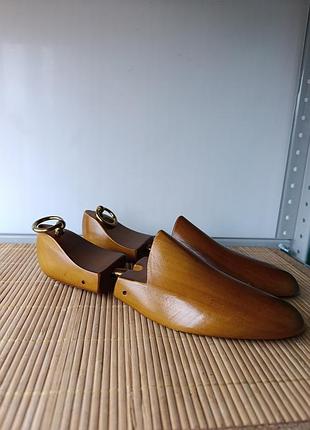 Дерев'яні колодки для взуття