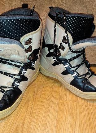 Обувь для сноуборда, 42-43 размер.