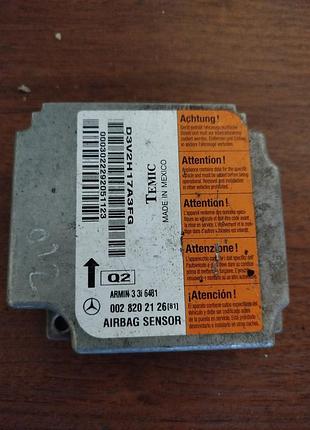 Блок управління airbag	0028202126	mercedes w210