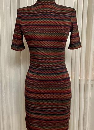 Трикотажное платье