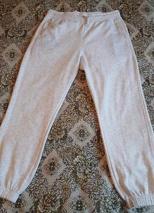 Спортивные штаны