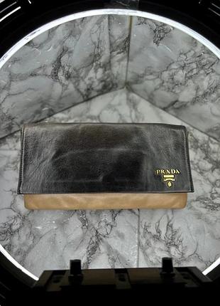 Клатч сумочка кожаная prada оригинал в идеальном состоянии
