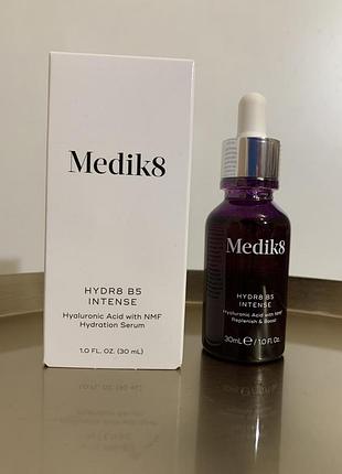 Інтенсивна сироватка з гіалуроновою кислотою medik8 hydr8 b5™ intense