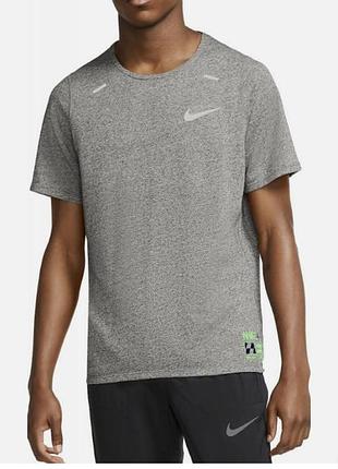Nike  беговая футболка