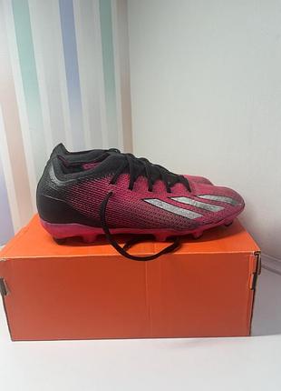 Стан: використані, у хорошому стані — без серйозних пошкоджень, шипи цілі, верх не порваний.  легкі та зручні.