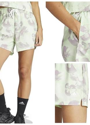 Жіночі шорти adidas.  оригінал. нові. м