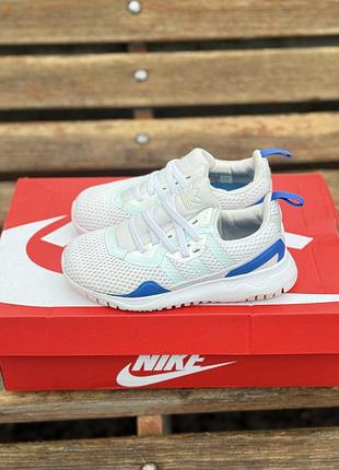 Кросівки adidas рр 29 устілка 18,5 см