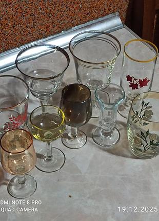 Келихи, бокали, стопки на ніжках. розпродаж колекції.