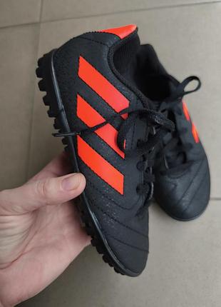 Оригінальні сороканіжки adidas