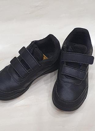 Кросівки adidas