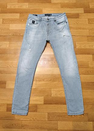 Качественные брендовые стильные джинсы