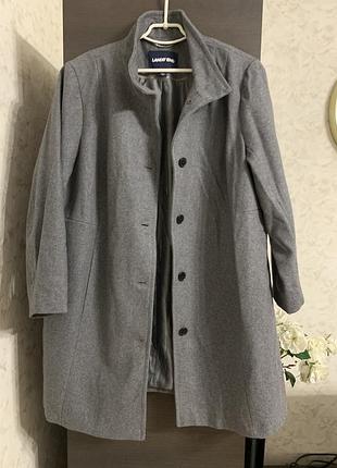 Пальто  lands and