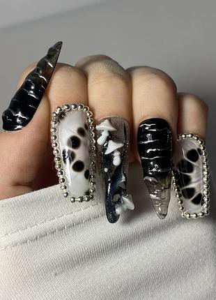 Накладні нігті 10 штук незвичайні сучасні гриби