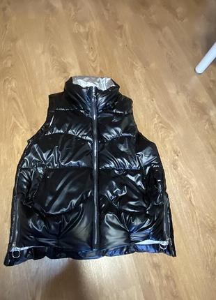 Стильна безрукавка жилетка