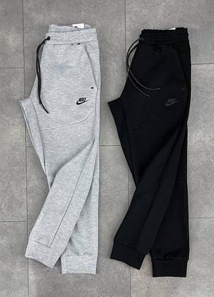 Чоловічі спортивні штани nike tech fleece