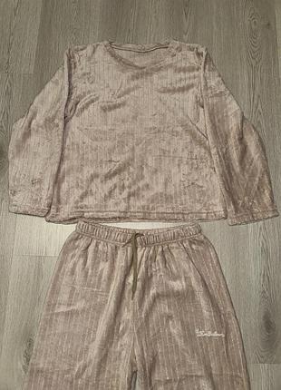 Штани і кофта для дому