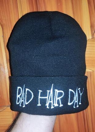 Нова сток стильна 
зимова в'язана шапка-бейні чорна кепка для жінок, чоловіків, підлітків.