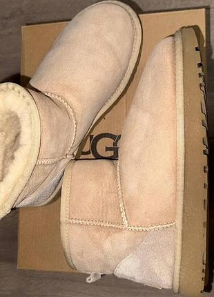 Uggs оригінальні бежеві 38 р., w classic mini ii