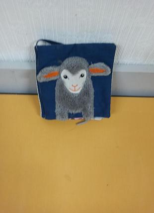 Мягкая книжечка для малышей