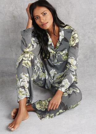 Ідеальна стильна фірмова піжама з квітковим принтом р.xl next