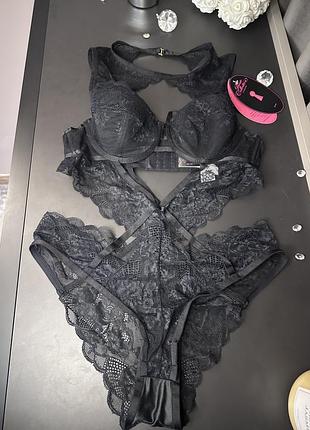 Неймовірно красивийспокусливий боді hunkemoller