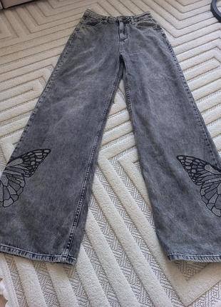 Джинсы прямые