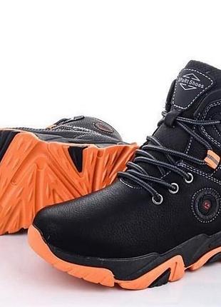 Зимние ботинки для мальчика 33р