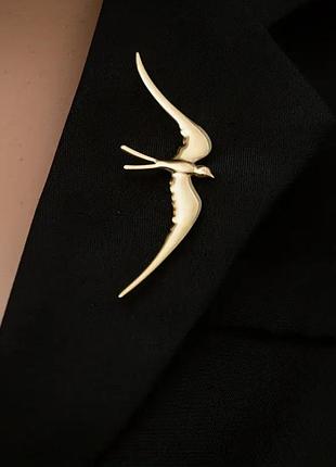 Декоративна брошка у вінтажному стилі зі знаком ластівки зі сплаву цинку для прикраси одягу в тематиці тварин