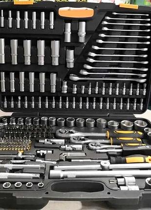 Универсальный набор инструмента для автомобиля и дома 216ел vorel (польша), nst