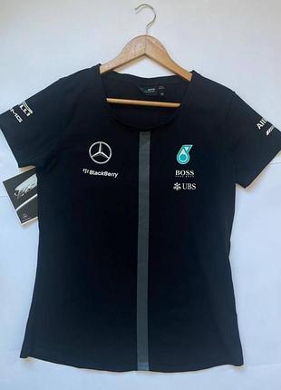 Новая женская футболка чёрного цвета mercedes benz оригинал hugo boss мерседес бенз amg petronas formula one