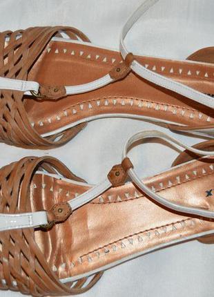 Босоніжки сандалі шкіра bronx розмір 39, босоніжки, сандалі