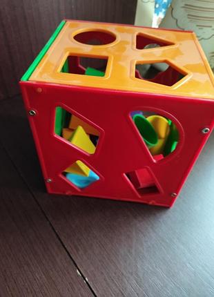 Дитяча розвиваюча іграшка, куб.