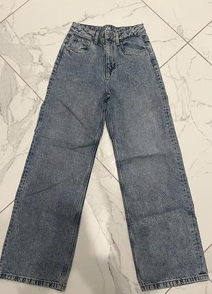 Джинси кльош