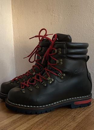 Трекінгові черевики 27 см хайкери scarpa lowa натуральна шкіра