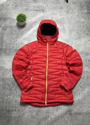 Женский микро пуховик mammut