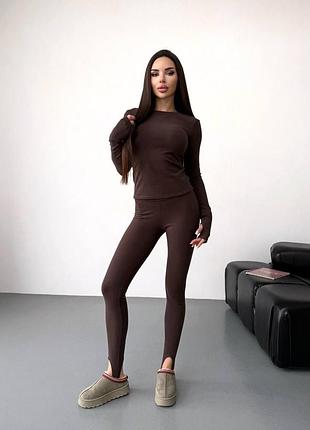 Костюм жіночий