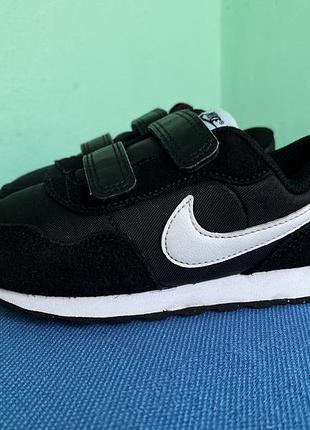 Кроссовки nike md valiant