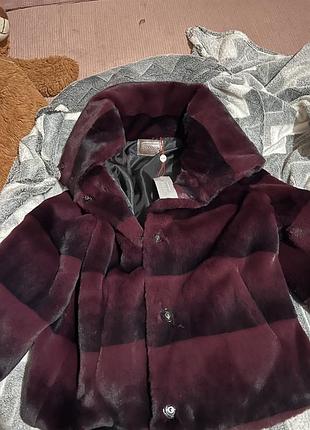 Нова шуба , з біркою , стильна та зручна !