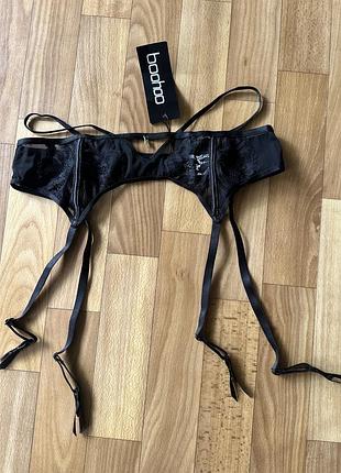 Підвязки boohoo розмір м-л.