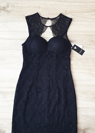 Вишукане вечірнє плаття guess. нове. оригінал! розмір l m.