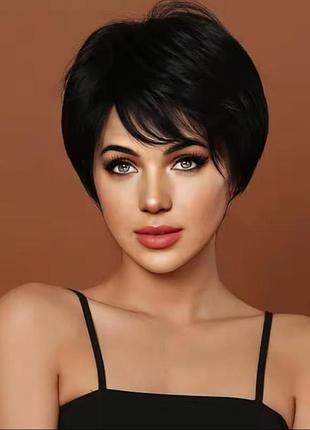 Парик, натуральные волосы, короткий.